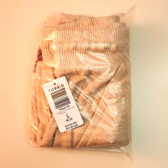 ❤️NWT VINTAGE TORRID SWIM COVER SHORTS - POCKETS - SUPER SOFT PLUSH - PLUS SIZE - Picture 4 of 10